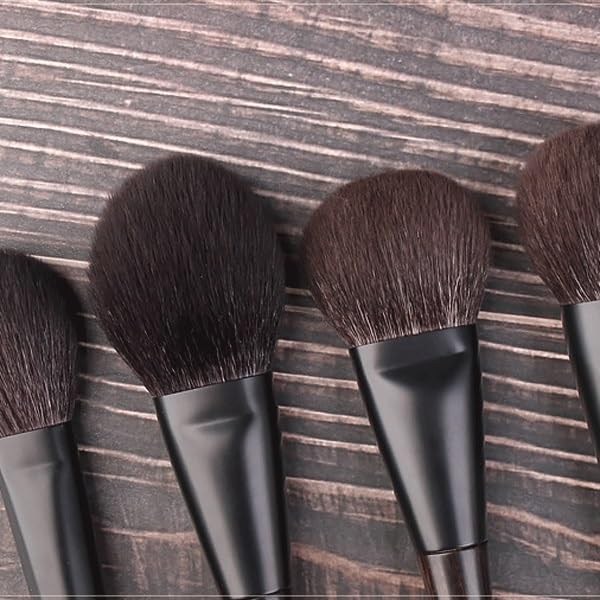17-Piece Wool Makeup Brush Set